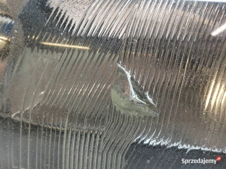 LAMPA PRZÓD LEWA 8620686 89004805 Volvo V70 II