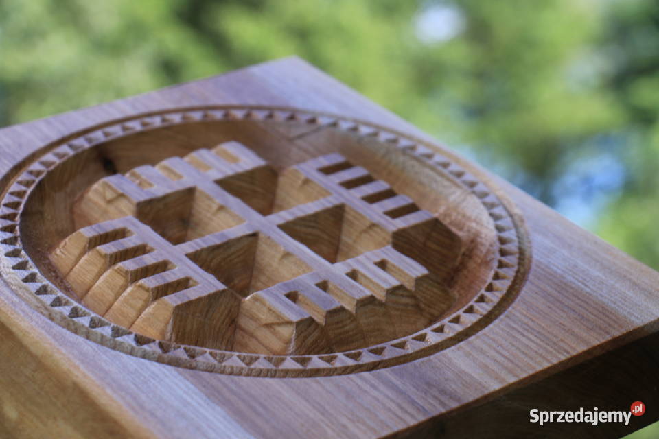 Statuetka Drewniana Swarzyca Ręce Boga Kołowrót Jasienica Rosielna