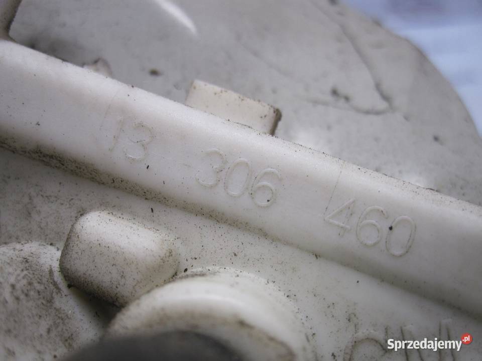 OPEL ASTRA J 10r lampa prawa tył 13306460 świętokrzyskie