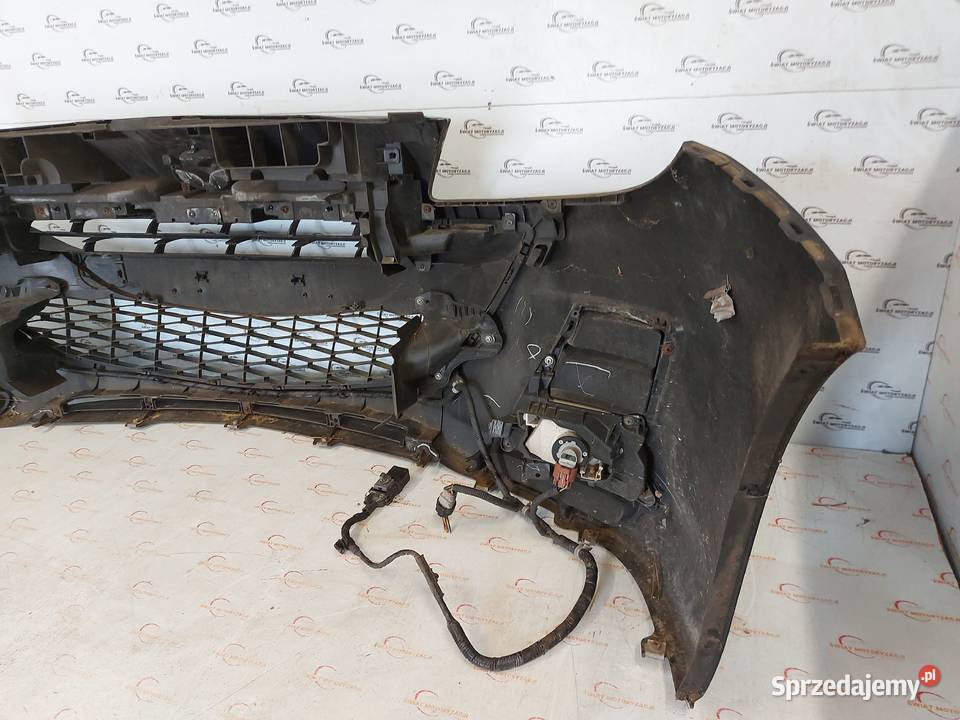 MAZDA 3 III BL 10r zderzak przód