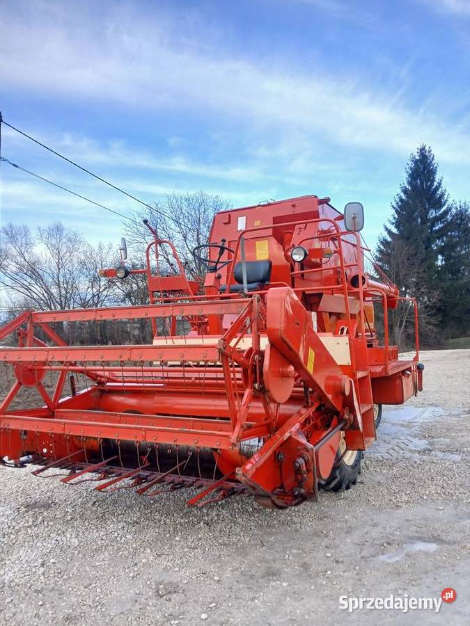 Kombajn fahr M600 z Niemiec Zbożowe świętokrzyskie Nowy Korczyn