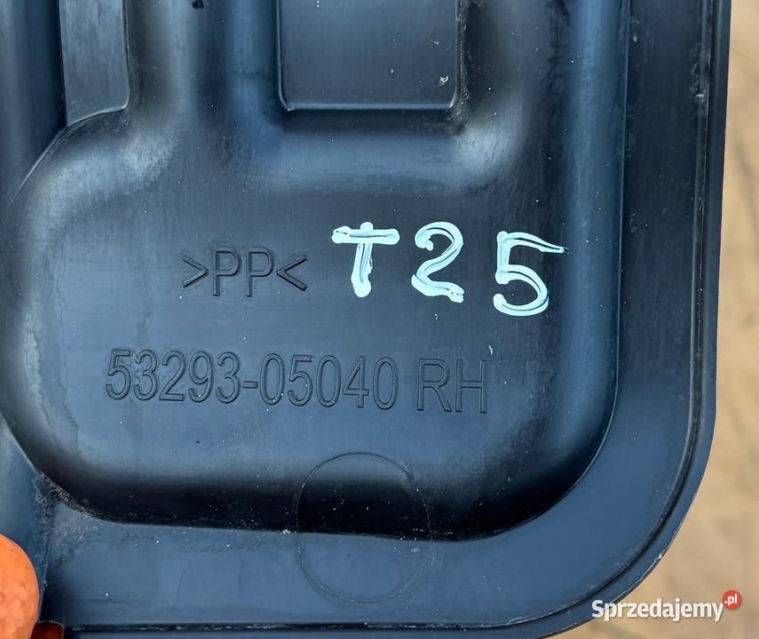 KIEROWNICA POWIETRZA AVENSIS T25 LEWA PRAWA Radom sprzedam