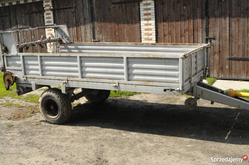 Rozrzutnik obornika 25 tony Wojciechów sprzedam