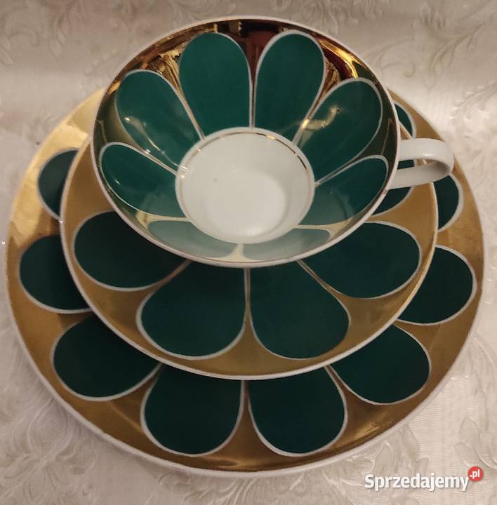 KOLEKCJONERSKIE TRIO SYGNOWANE LICHTE
EGZEMPLARZ Porcelana i szkło Pabianice