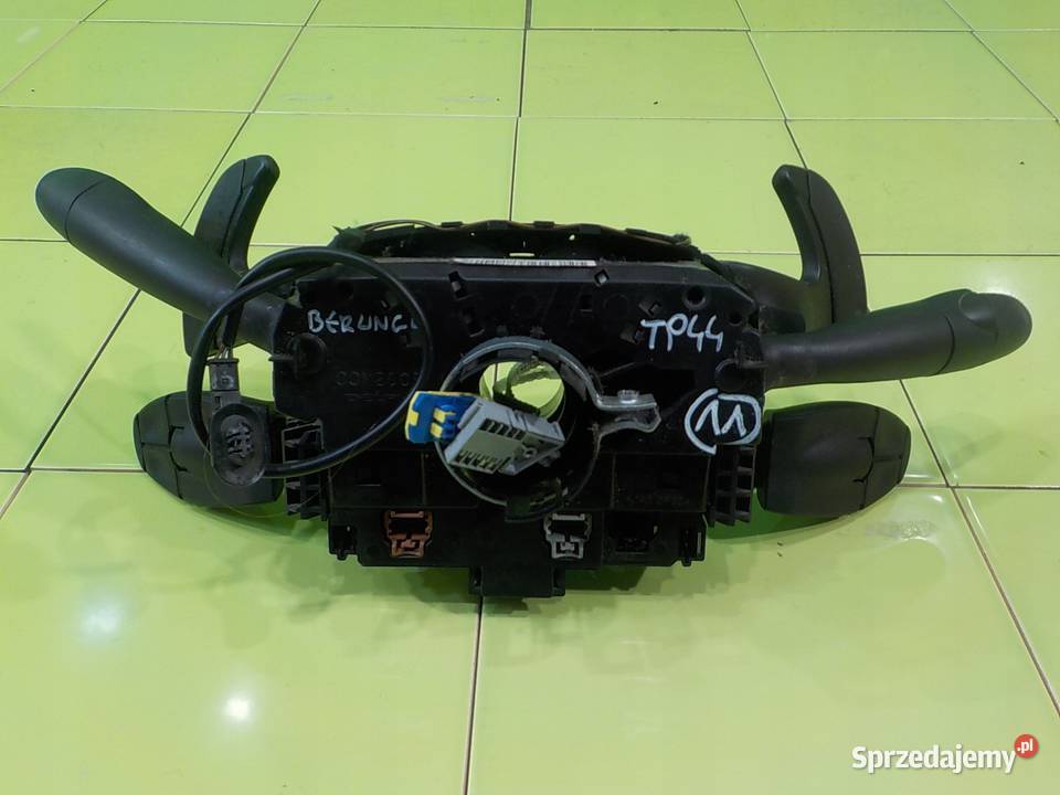 CITROEN BERLINGO II III 16 EHDI 12r VAN Panele sterowania, przełączniki mazowieckie Suków