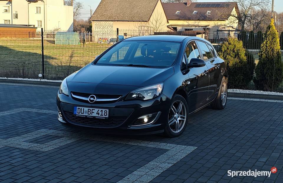 Opel Astra Lift 14 benzyna turbo nieuszkodzony Wola