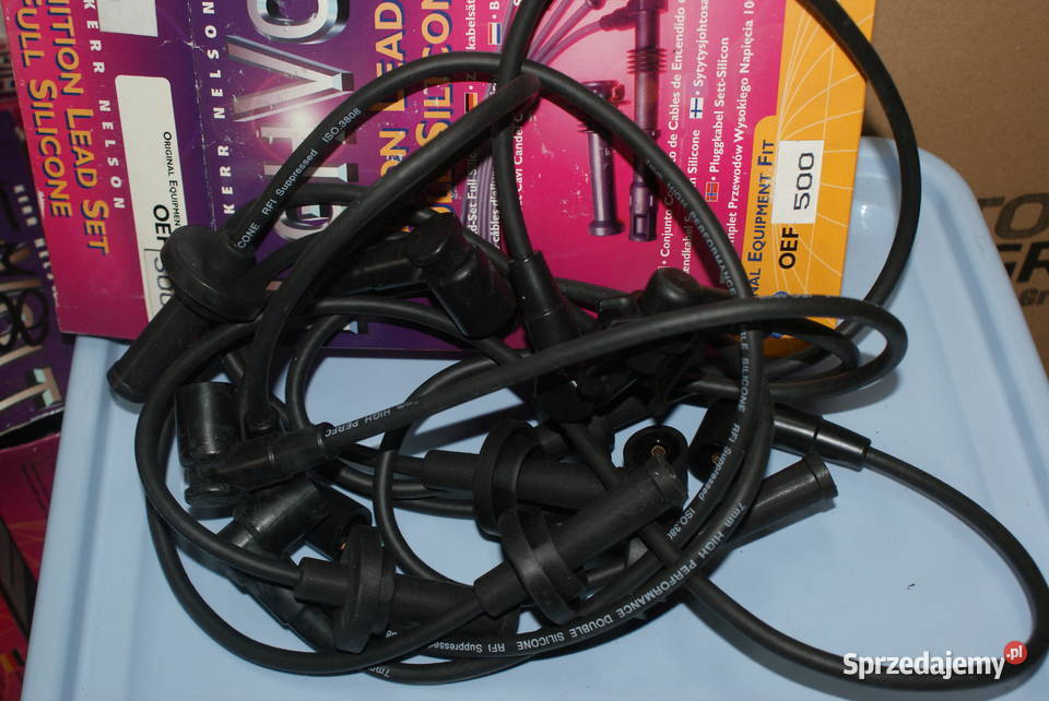 Zestaw przewodów zapłonowych RENAULT 25 RCRN1301