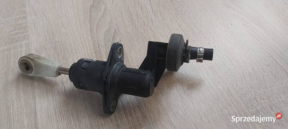 Pompka sprzęgła VW PASSAT B5 8E2721401AA