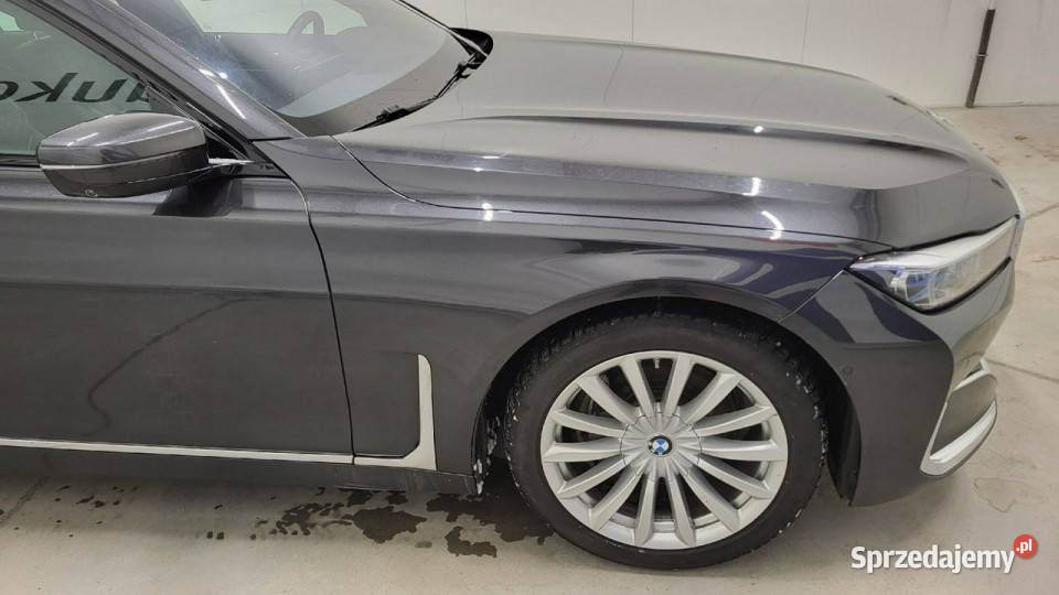BMW 730 d xDrive mHEV sportaut G702022 światła do jazdy dziennej sprzedam