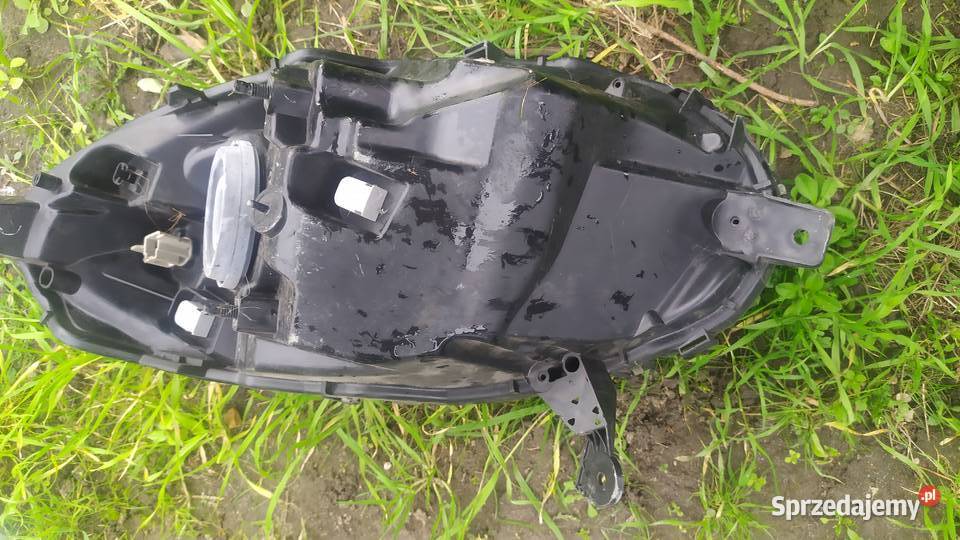 Nissan micra k12 2003 2005 2006 lampa prawa lewa sprzedam