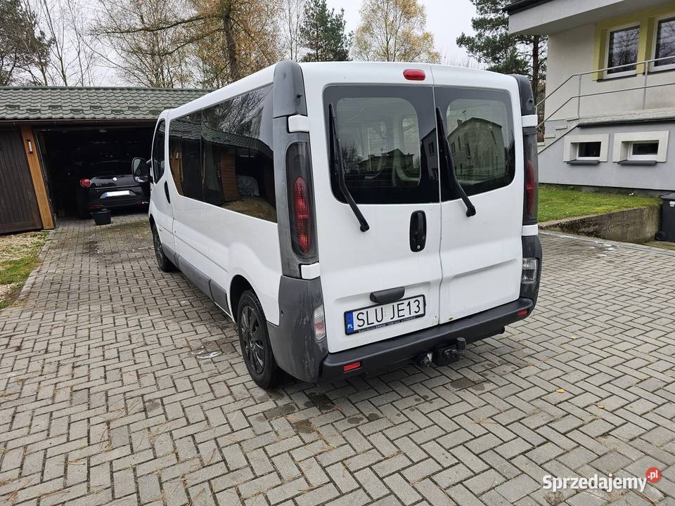 Renault Trafic II 20i 16V 120 LONG Samochody osobowe Woźniki