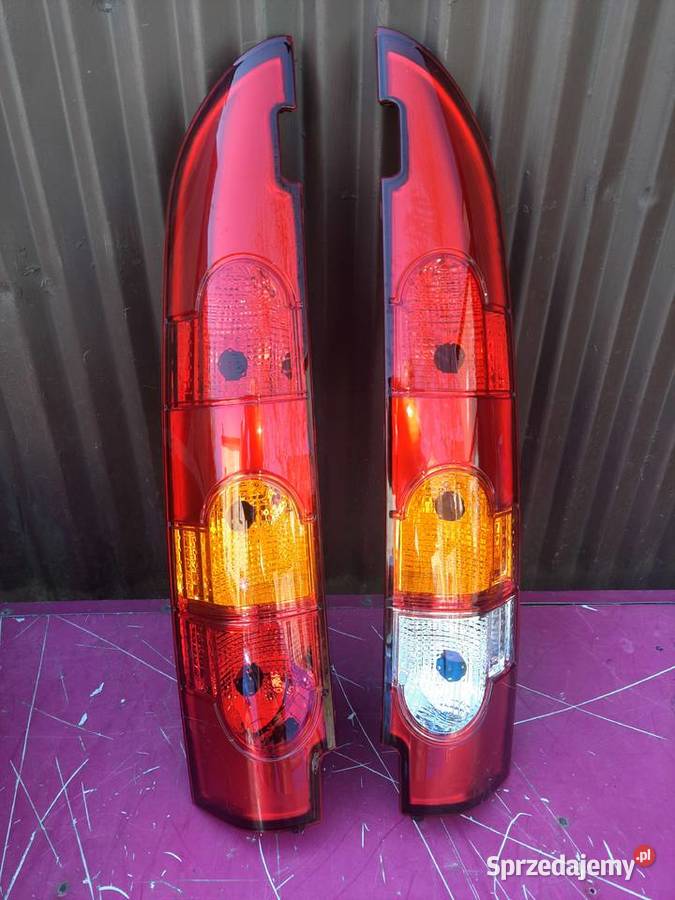 Renault Kangoo 03r komplet lamp tylnych nowe Motoryzacja Pruszków