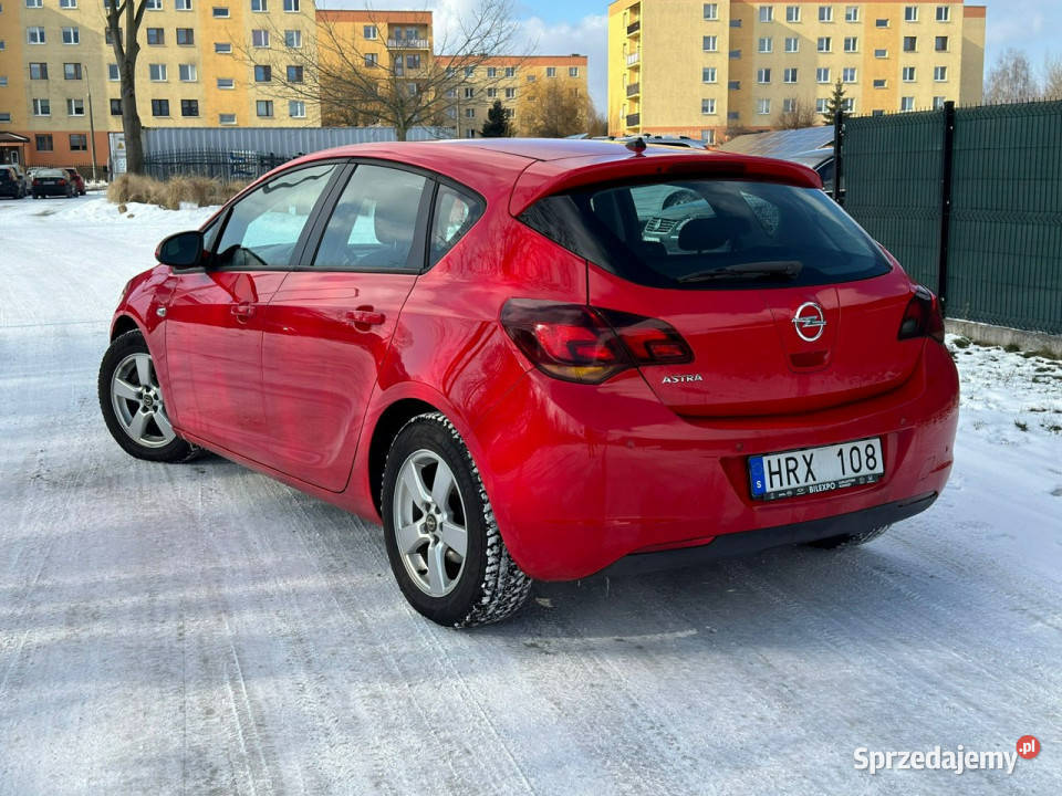 Opel Astra Opel Astra sport 16 Manual 115 2010r Zwoleń
