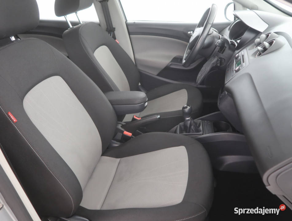 Seat Ibiza 12 TSI srebrny Bielany Wrocławskie