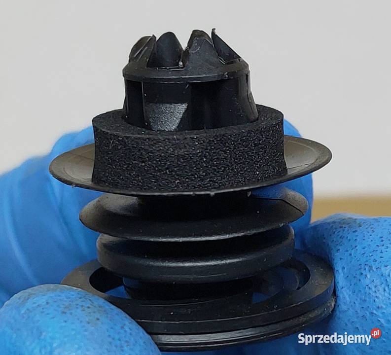 SPINKA KOŁEK TAPICERKI DRZWI GOLF IV PASSAT B5 Mielęcin