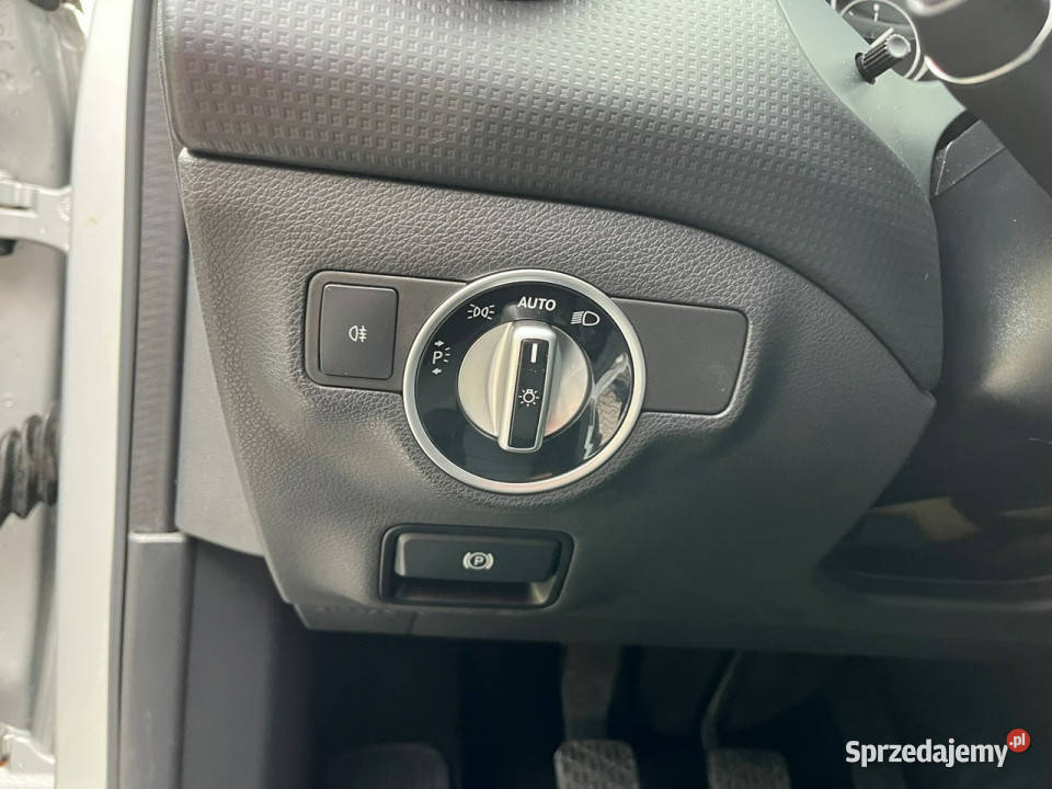 Mercedes A 180 Bixenony Półskóry Czujniki kurtyny powietrzne Lipówki