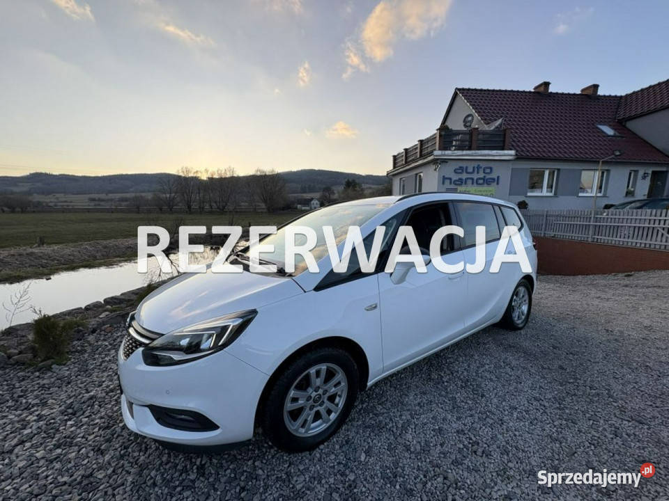 Opel Zafira Tourer Lift 14 Turbo C 2011 światła LED Kamienna Góra