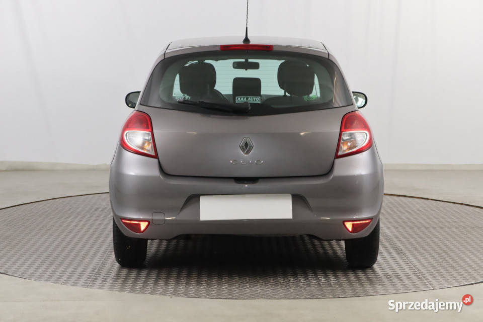Renault Clio 12 16V
