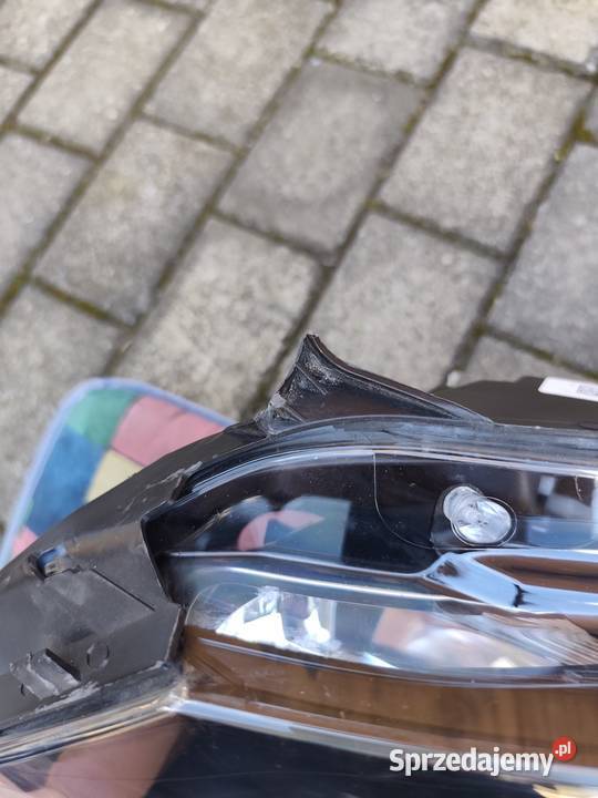 Renault Clio IV 4 Przód lampa prawa lewa grill Września