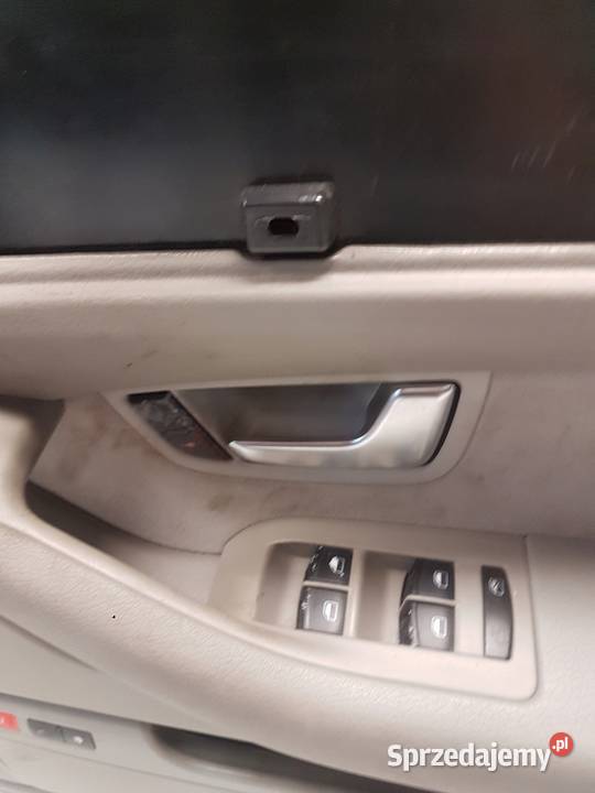 BOCZEK DRZWI PRAWY PRZÓD AUDI A8 D3 LIFT Tapicerki samochodowe Przystajń sprzedam