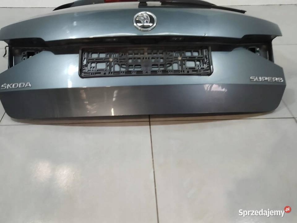 KLAPA TYŁ SZYBA KOMBI Skoda Superb III 2015