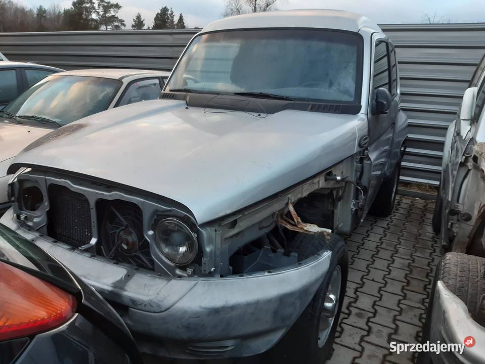 SsangYong Korando 29 TD 2000R CZĘŚCI Silniki kompletne Ostrołęka sprzedam