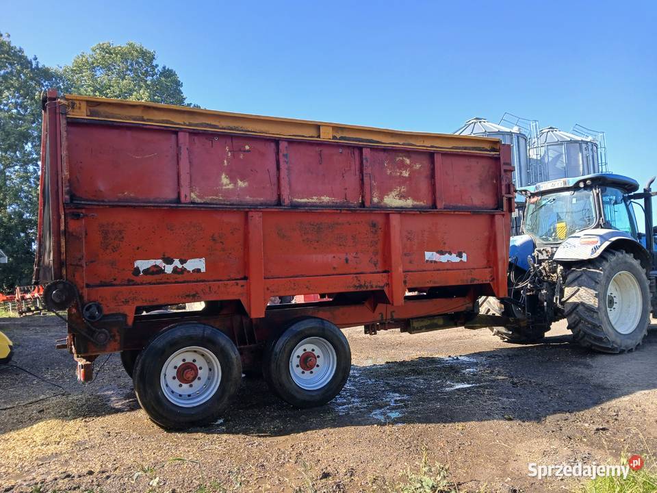 Przyczepa rozrzutnik objetosciowa agrimat t120 Skała