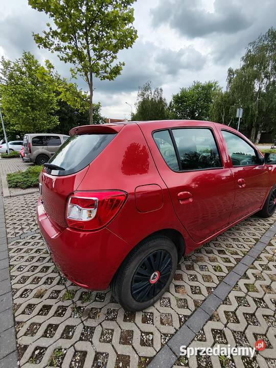 Dacia Sandero 12 Benzyna 75 Salon Polska