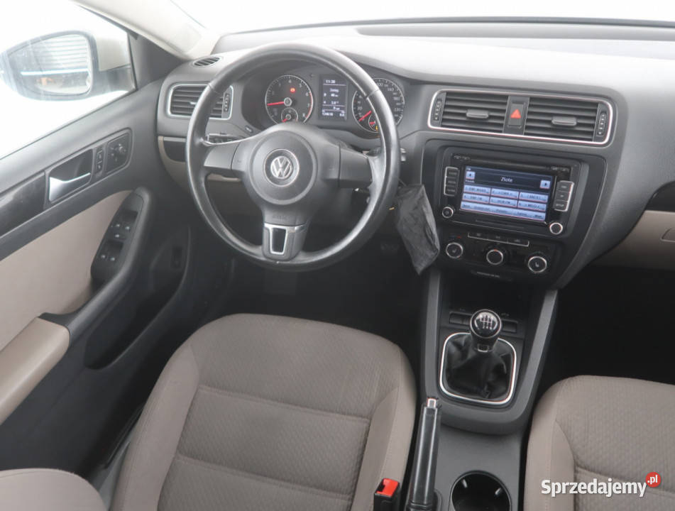 VW Jetta 12 TSI elektryczne szyby dolnośląskie sprzedam