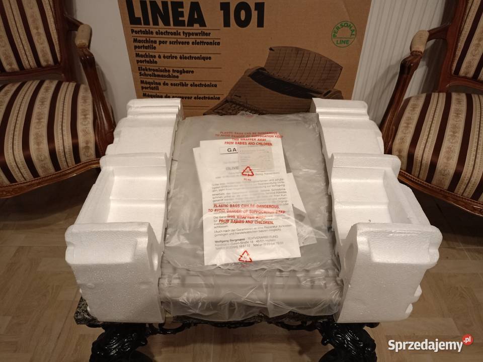 Maszyna do pisania OLIVETTI Linea 101 NOWA
