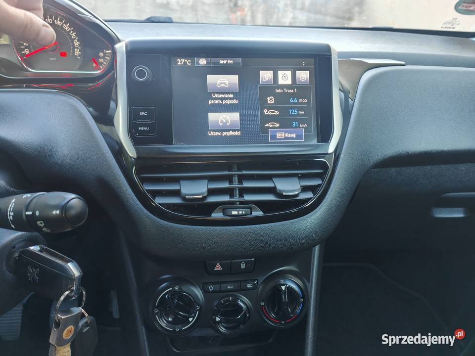 Peugeot 208 10 2015 nowy rozrząd