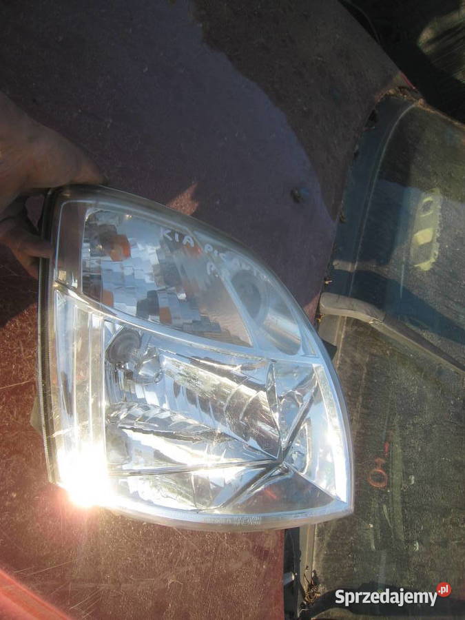 Reflektor Przedni lampa przód prawy prawa Kia Kraków sprzedam