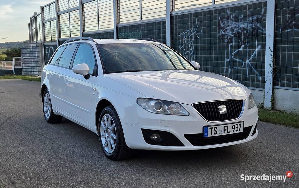 SEAT EXEO ST 20TDI CR 143 2011r BiXenon LED Navi Exeo Humniska