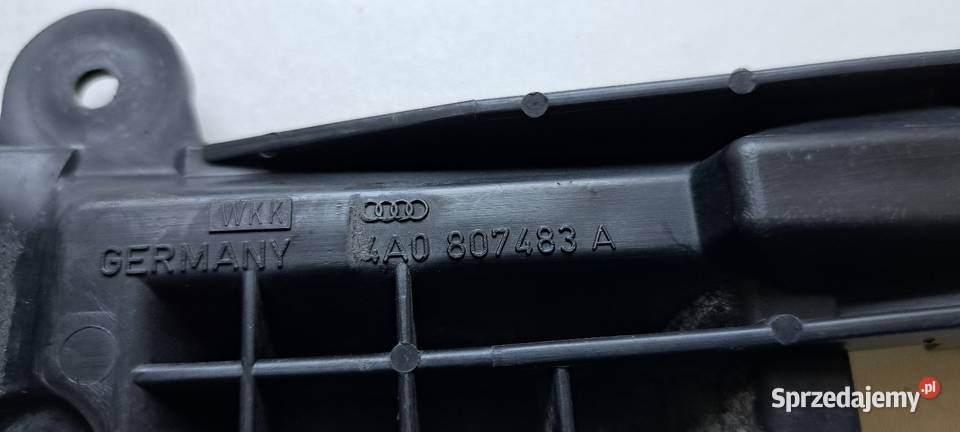 Lewy ślizg tylnego zderzaka 4A0807483A Audi 100 Karoseria pomorskie Luzino