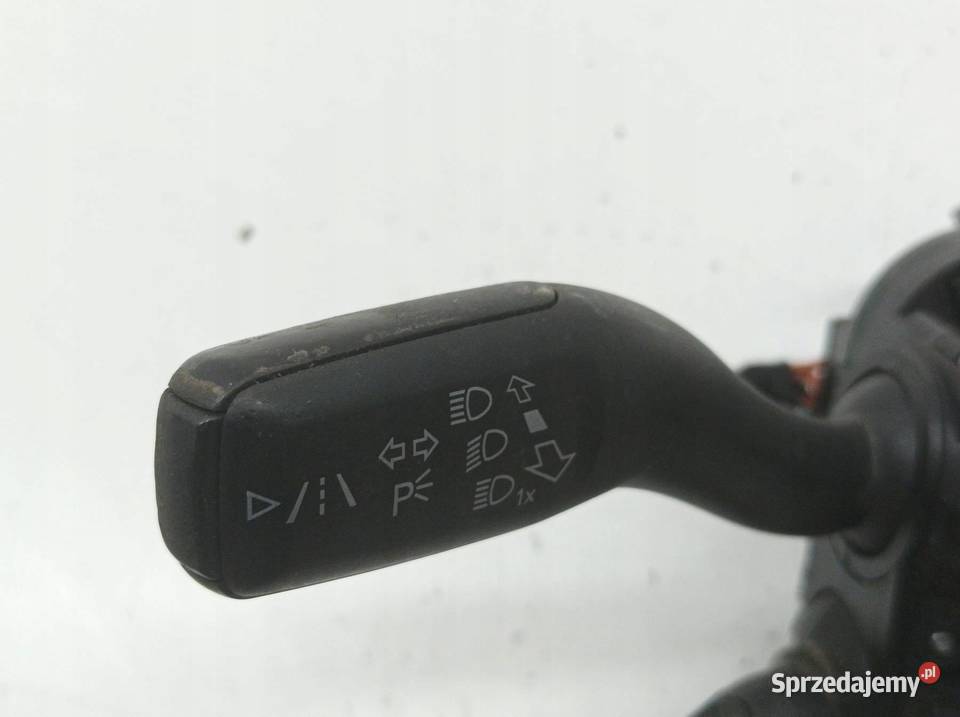 PRZEŁĄCZNIK ZESPOLONY 4F0953549C 4E0953503G Rok produkcji 2010 sprzedam
