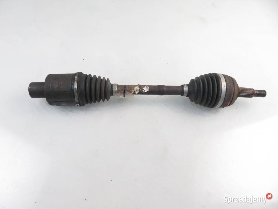 PÓŁOŚ PRAWA PRZEDNIA DACIA DUSTER 16 16V 4x4