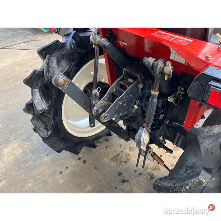 Traktor Yanmar F200S Traktor 4x4 z TUZ