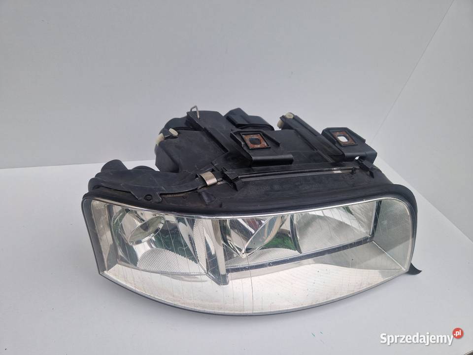 AUDI A6 C5 LAMPA PRZÓD PRZEDNIA PRAWA EUROPA Słowikowo