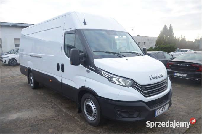 IVECO DAILY 35S16 2024 228700 ccm 156 Warszawa