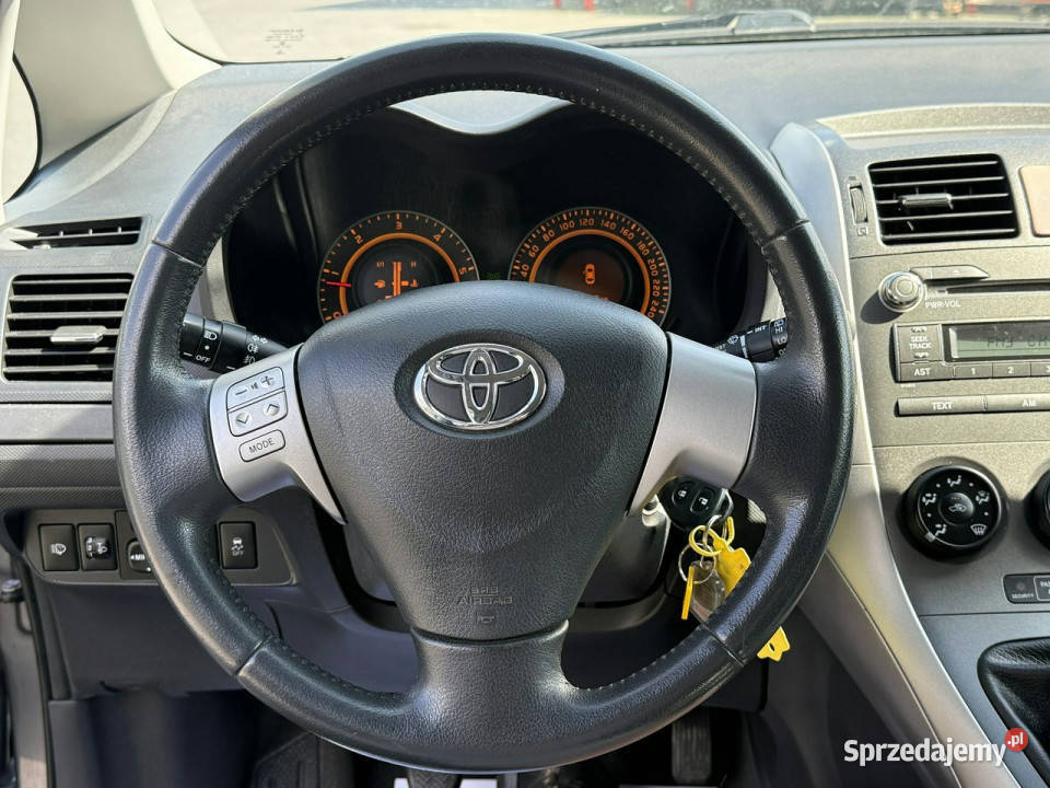 Toyota Auris 14D4D 90 sprzedam
