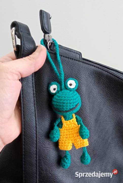 Żabka wykonana na szydełku brelok zawieszka Łask sprzedam