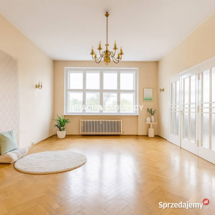 sprzedaży mieszkania 1177m 4 pokojowe Kraków kamienica