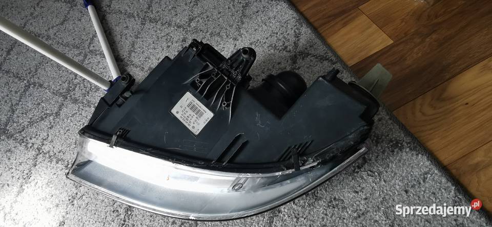 Passat B5FL Komplet reflektory lampy przód nowe Łódź