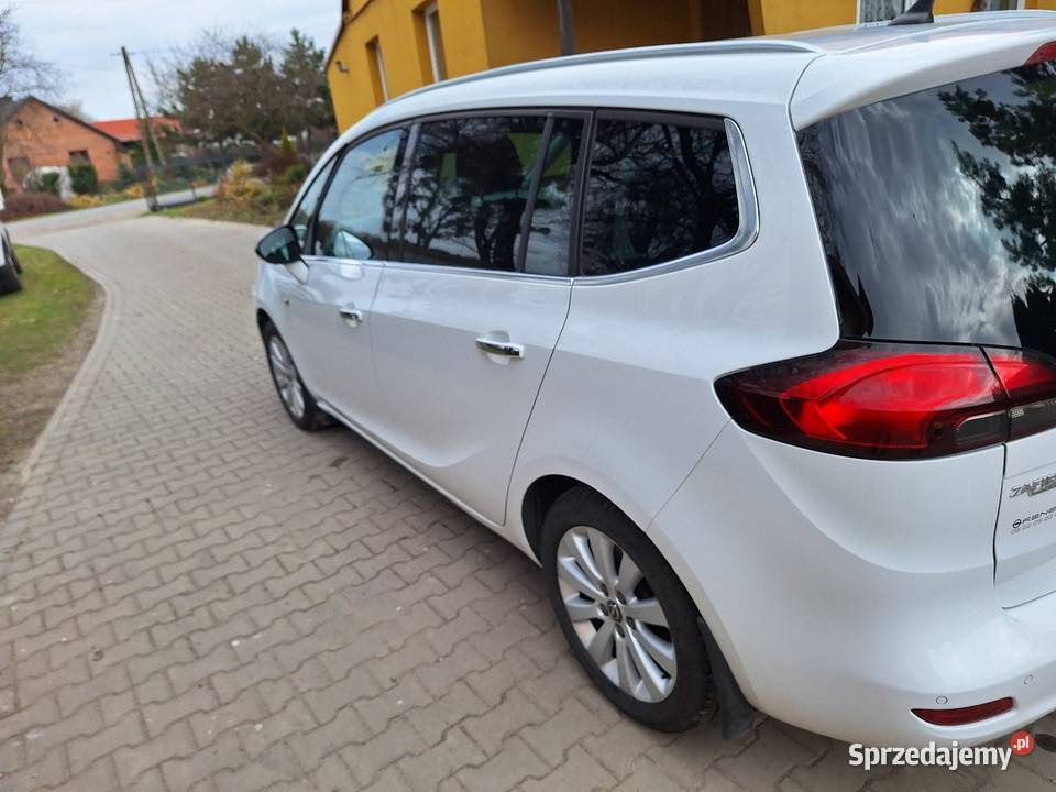 Na sprzedaż Opel Zafira C rodzinny minivan wspomaganie kierownicy lubelskie Żółkiewka-Osada