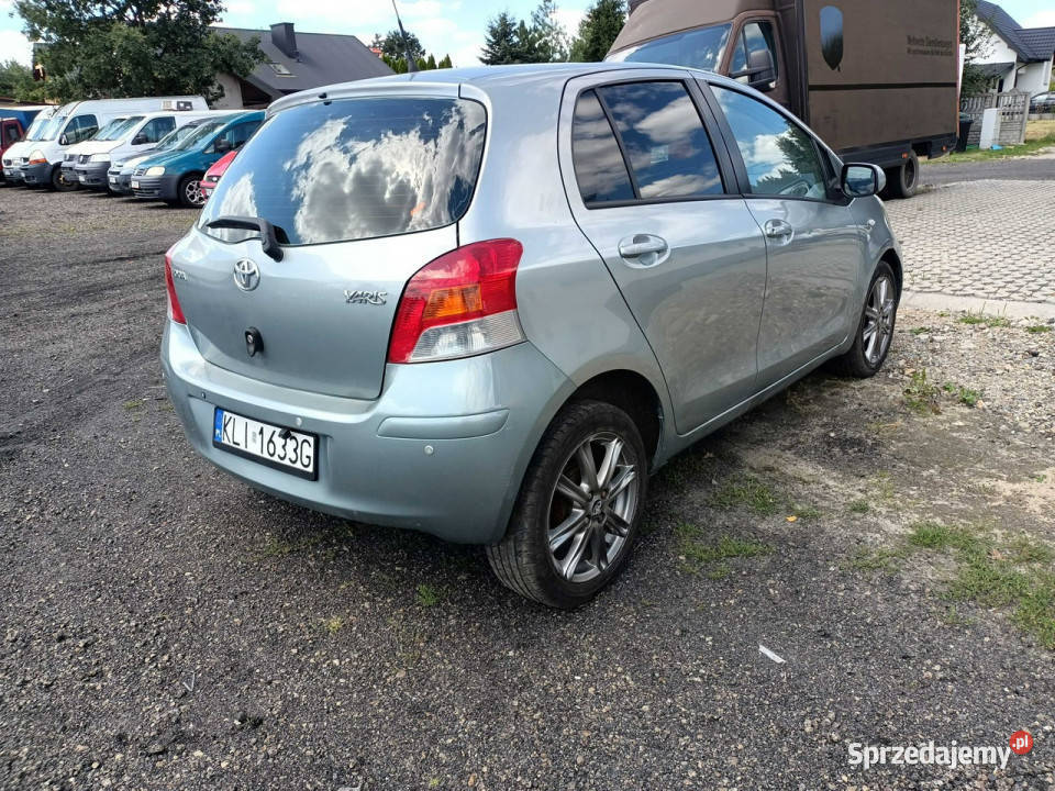 Toyota Yaris Toyota Yaris 13 09r Półautomat II