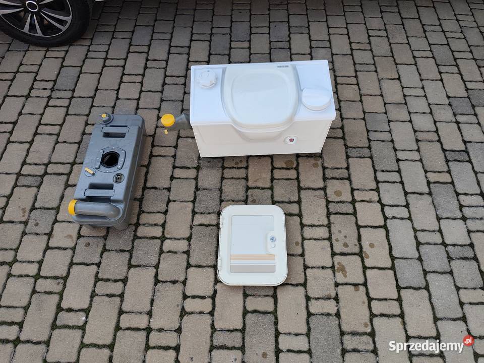 Toaleta do zabudowy THETFORD Drzwiczki świętokrzyskie Wodzisław