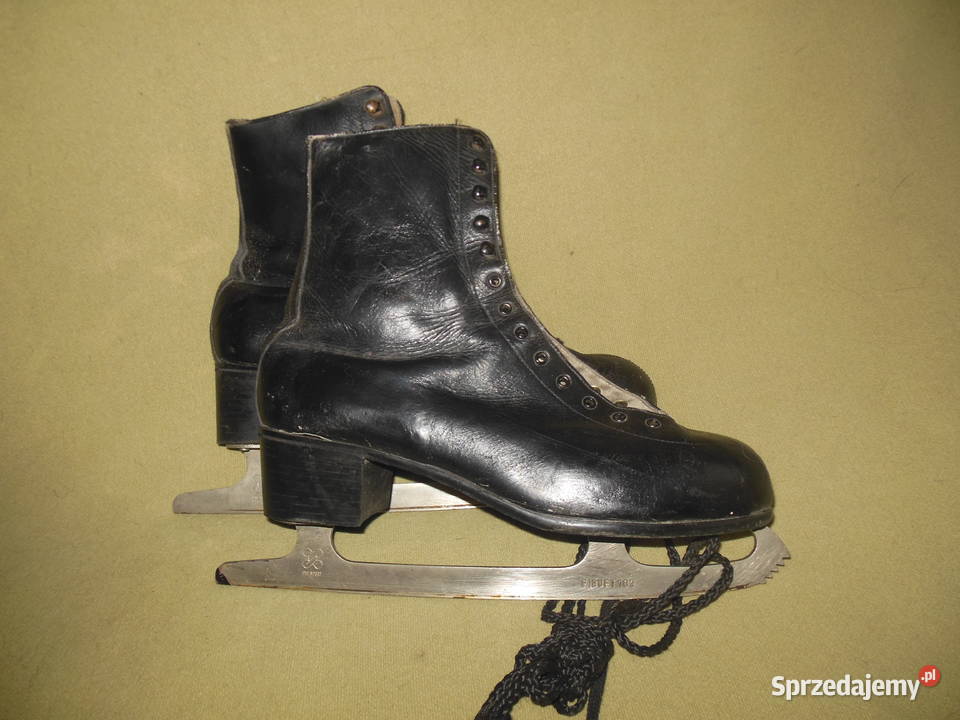 Łyżwy czarne figurówki Piruet 103 r43 PRL Kielce