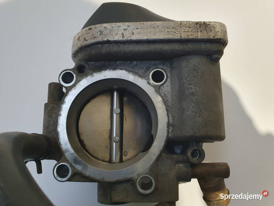 PRZEPUSTNICA Opel Astra III H 16 16V 55560398 Rudka sprzedam