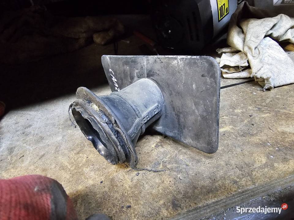 Honda CA 125 rebel króciec ssący airboxa Jelenia Góra