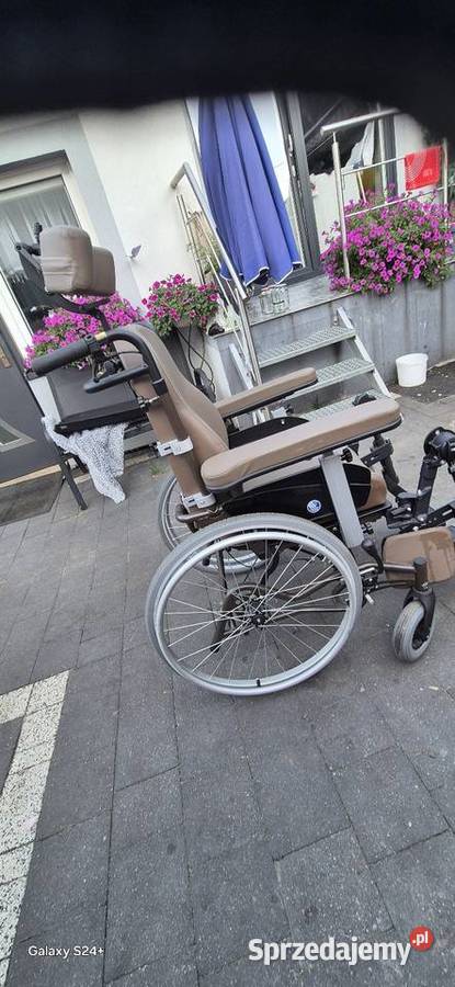 Sprzedam wózek inwalidzki specjalny